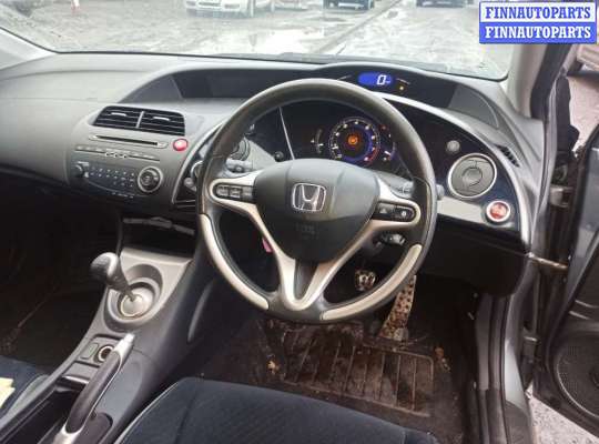 купить фонарь дополнительный тормозной (стоп-сигнал) на Honda Civic 8 (2005 - 2011)