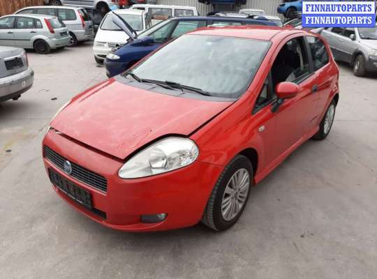 накладка декоративная на кулису FT398560 на Fiat Punto 3 (199/310) (2005 - 2018)