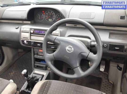 купить фонарь дополнительный тормозной (стоп-сигнал) на Nissan X - Trail T30 (2000 - 2007)