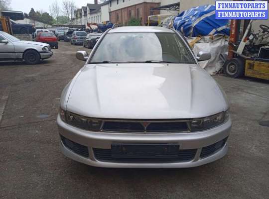 плафон салонный MT381678 на Mitsubishi Galant 8 (1996 - 2006)