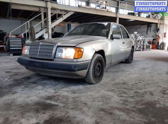 Лючок бензобака на Mercedes-Benz E (W124) 