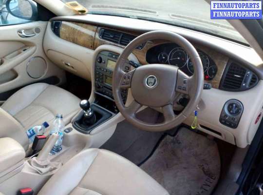 купить петля крышки (двери) багажника на Jaguar X - Type (2001 - 2009)