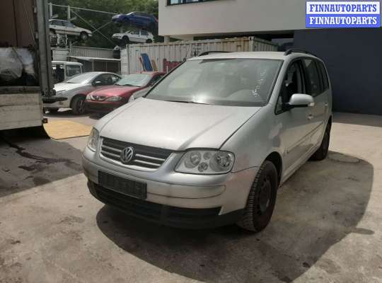 накладка декоративная (на рамку радиатора) VG1353724 на Volkswagen Touran 1 (2003 - 2010)