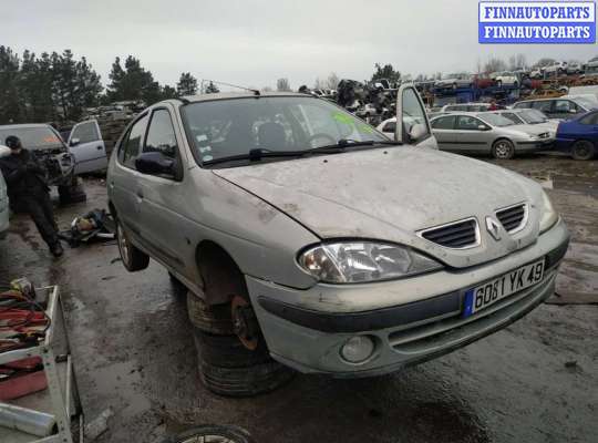 Пластик на Renault Megane I