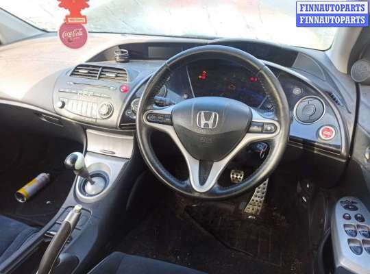 купить фонарь крышки багажника правый на Honda Civic 8 (2005 - 2011)