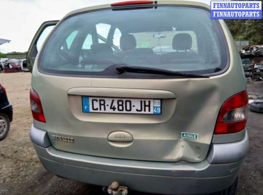 Панель передняя (телевизор) на Renault Scenic I