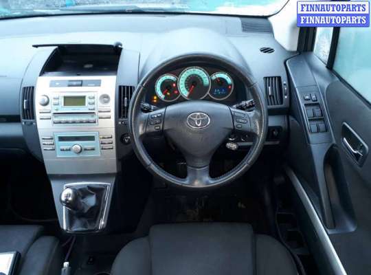 купить дисплей информационный на Toyota Corolla_Verso (2001 - 2009)