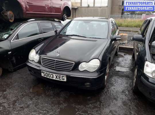 купить петля двери передней правой на Mercedes C - Class (W203) (2000 - 2008)