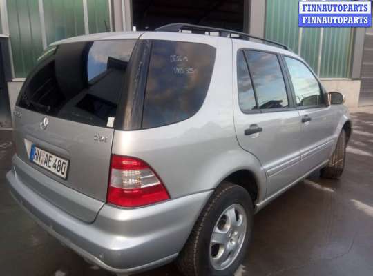 патрубок интеркулера MB1095881 на Mercedes ML - Class (W163) (1997 - 2005)