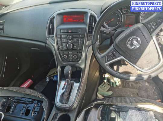 Стеклоподъемник электрический на Opel Astra J