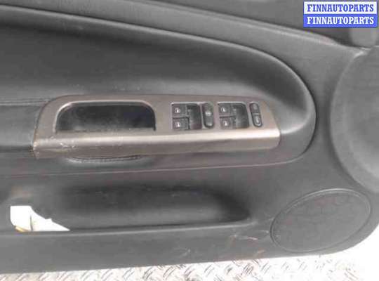 купить Блок кнопок стеклоподъемников на Volkswagen Passat 5 (1996 - 2000)