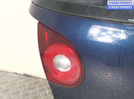 купить Фонарь задней двери на Volkswagen Golf 5 (2004 - 2009)