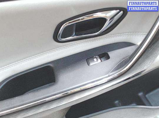 купить Кнопка стеклоподъемника на KIA Ceed (2012-2018)