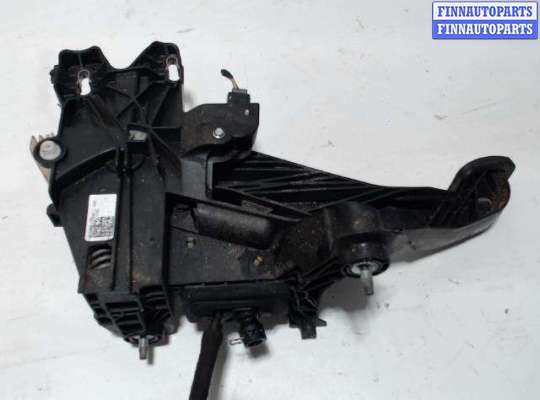 купить Педаль сцепления на Opel Insignia 2 (2017-2020)