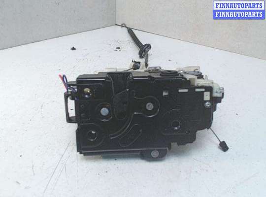 купить Замок боковой двери на Volkswagen Passat 5 (1996 - 2000)