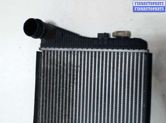 купить Радиатор интеркулера на Volkswagen Golf 6 (2009 - 2012)