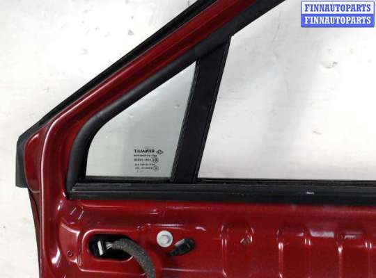 Стекло боковой двери (треугольник) RN1553223 на Renault Grand Scenic III (2009 - 2016)