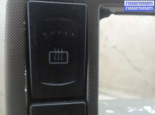 купить Кнопка обогрева стекла на Volkswagen Passat 5 (1996 - 2000)