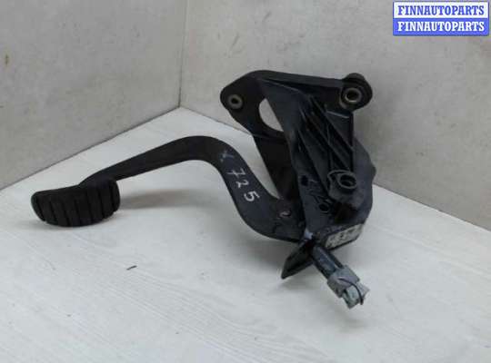 купить Педаль сцепления на Renault Laguna 2 (2001 - 2008)
