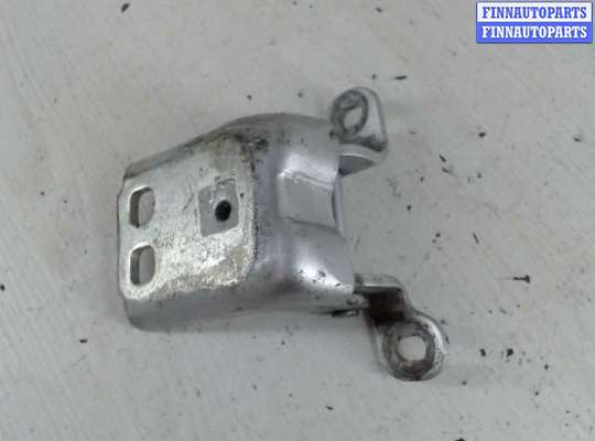 купить Петля боковой двери на Chrysler PT Cruiser (2000 - 2010)