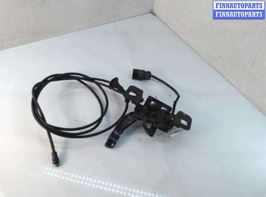 Трос капота на Opel Astra J