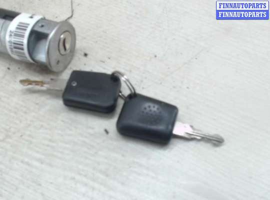 купить Ключ зажигания на Renault Laguna 1 (1994 - 2001)