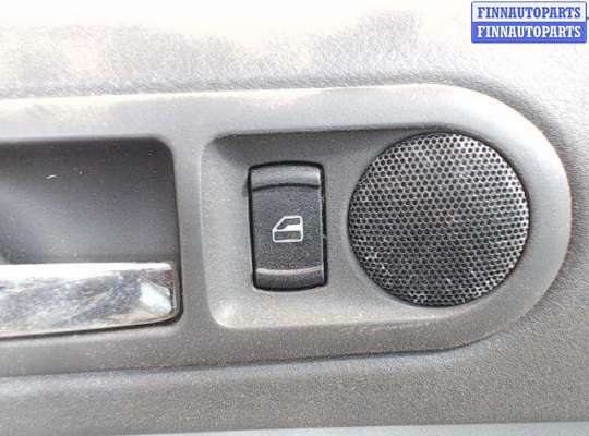 купить Кнопка стеклоподъемника на Volkswagen Passat 5 (1996 - 2000)