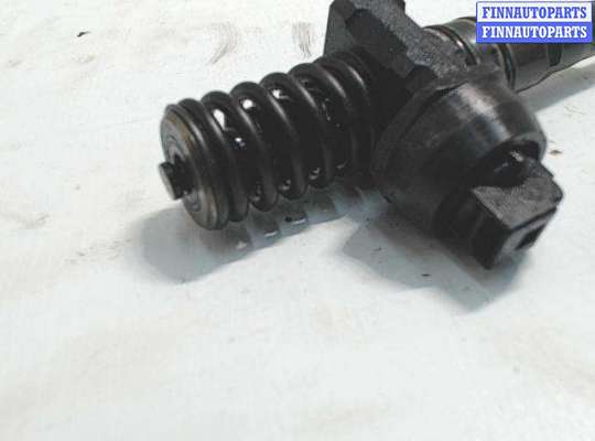 купить Форсунка топливная на Volkswagen Golf 5 (2004 - 2009)