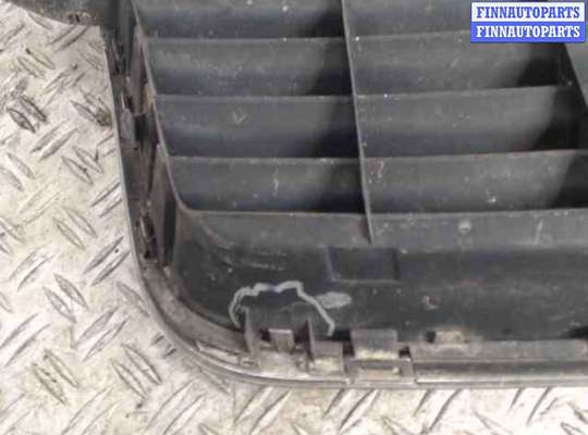 Решетка радиатора VG2291132 на Volkswagen Passat 5 (2000 - 2005)