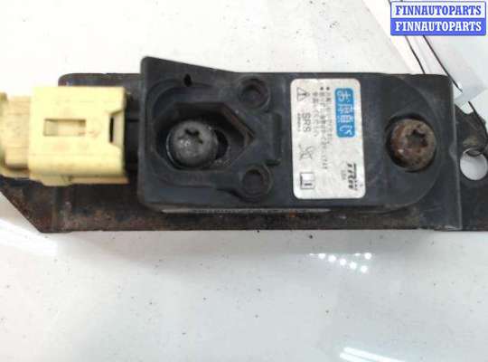 купить Датчик удара на Honda CRV (2002 - 2006)