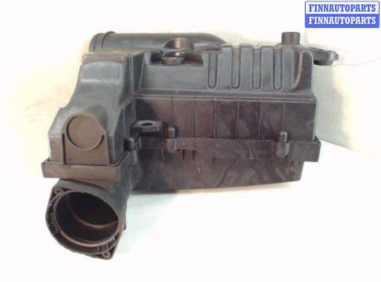 Корпус воздушного фильтра на Volkswagen Passat B6 (3C)