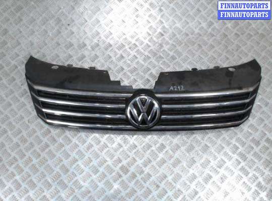 купить Решетка радиатора на Volkswagen Passat 7 (2010 - 2015)