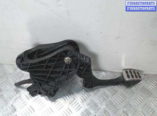 купить Педаль сцепления на Skoda Octavia A5 (2004 - 2012)