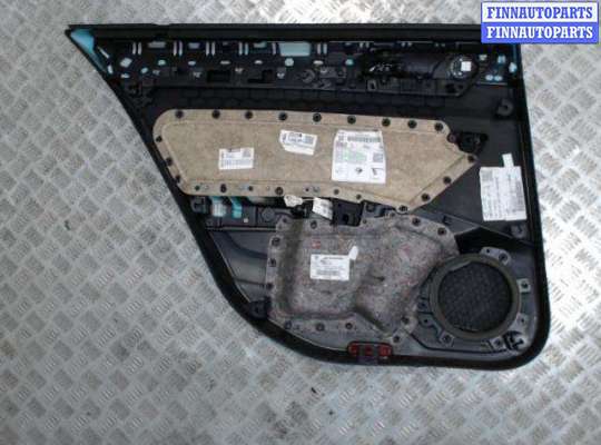 Обшивка боковой двери VG2791075 на Volkswagen Passat 8 (2014 - 2025)