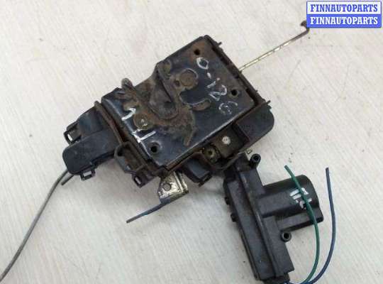 Замок боковой двери на Volkswagen Polo Mk3 (6N/6KV)