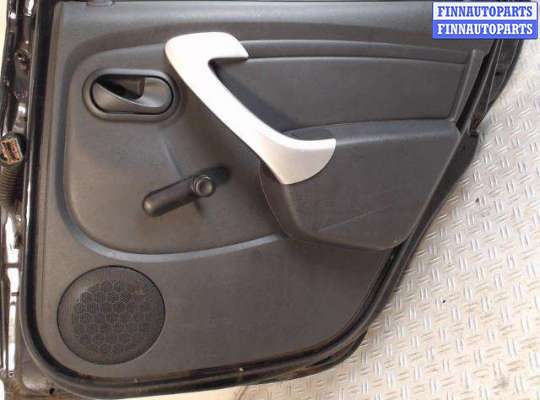 купить Обшивка боковой двери на Dacia Duster 1 (2010-2017)