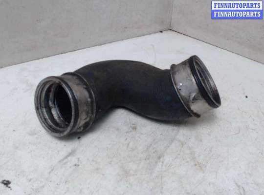 купить Патрубок интеркулера на Volkswagen Passat 5 (2000 - 2005)