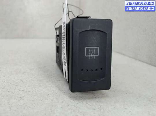 купить Кнопка обогрева стекла на Volkswagen Passat 5 (2000 - 2005)