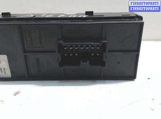 купить Блок кнопок на Nissan Juke (2010-2019)