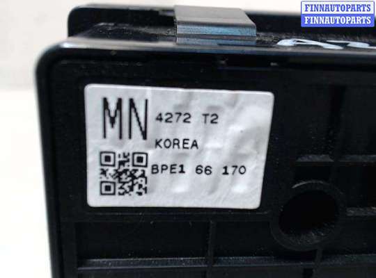 Блок кнопок MZ670537 на Mazda 3 BM (2013 - 2019)