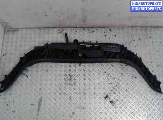 купить Рамка передняя на Renault Grand Scenic II (2004 - 2009)