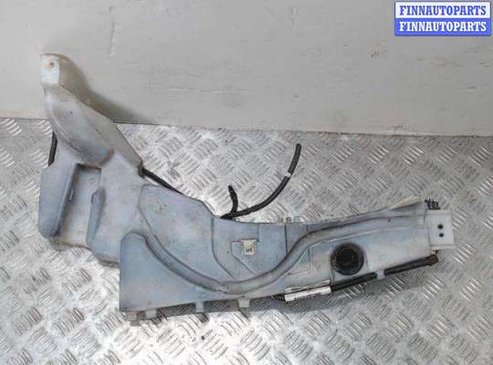 Бачок омывателя на Ford Focus II