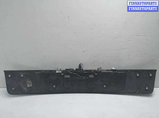 купить Подсветка номера на Renault Scenic II (2002 - 2009)