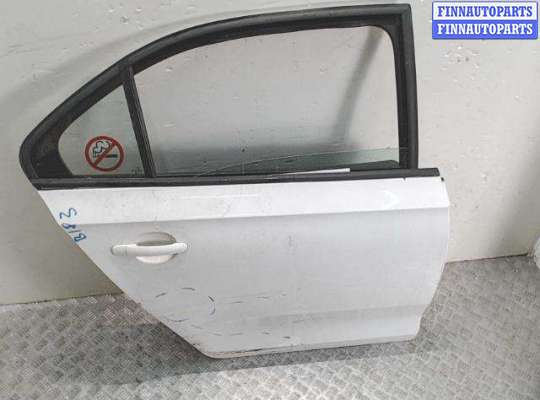 Дверь боковая