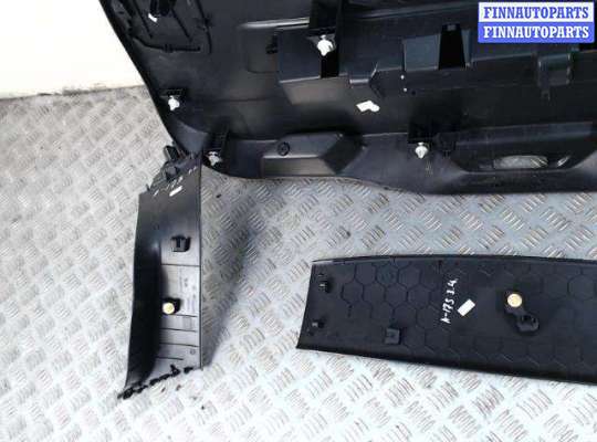 купить Обшивка задней двери на Citroen C4 Grand Picasso II (2014 - 2016)