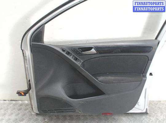 купить Обшивка боковой двери на Volkswagen Golf 6 (2009 - 2012)