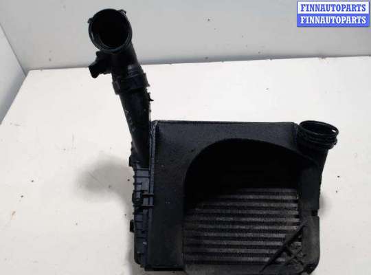 купить Радиатор интеркулера на Volkswagen Touareg I (2000 - 2010)