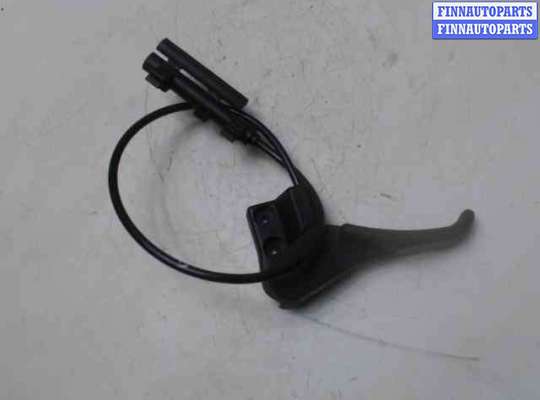 купить Трос капота на Volkswagen Passat 5 (1996 - 2000)