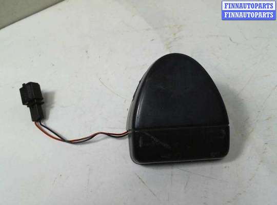 купить Кнопка открывания багажника на Volkswagen Touareg I (2000 - 2010)