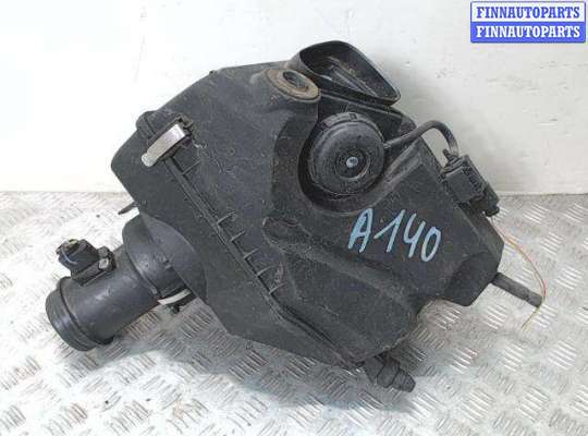Корпус воздушного фильтра на Audi A6 (C6)